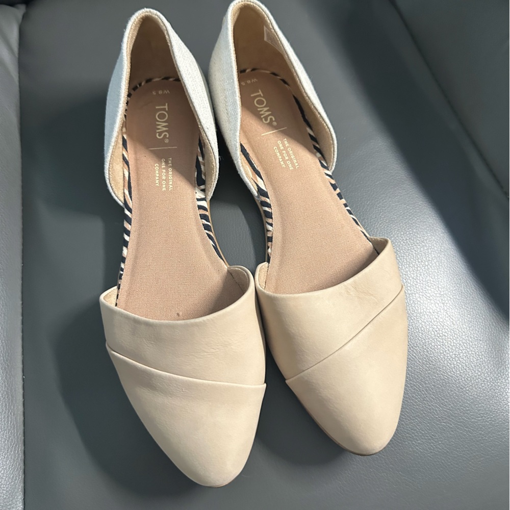 Toms women’s flats